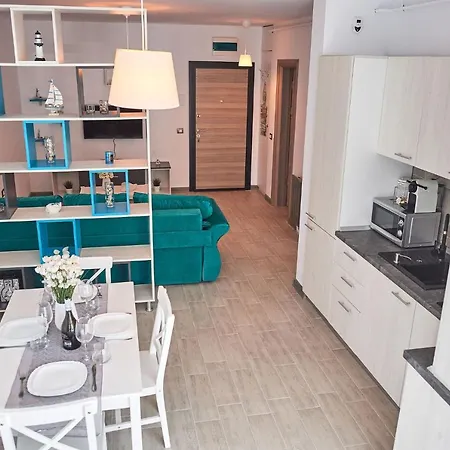 Happy Summer N Pool Alezzi Beach Apartment *