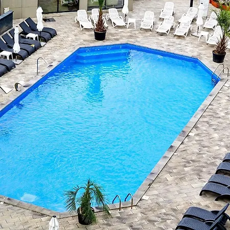 Happy Summer N Pool Alezzi Beach Apartmán Năvodari