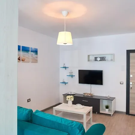 Apartmán Happy Summer N Pool Alezzi Beach